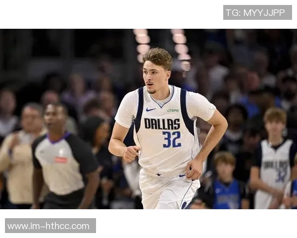 弗拉格27投13中狂砍42分7篮板6助攻成最年轻40先生表现惊艳 弗拉格27投13中狂砍42分7篮板6助攻成最年轻40先生表现惊艳